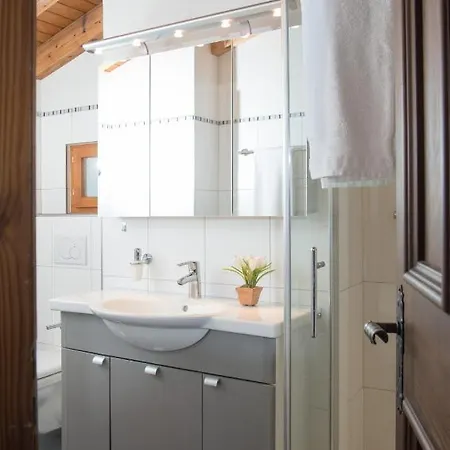 Flat Val Di Lai With Jacuzzi For 6 Persons-lenzerheide *